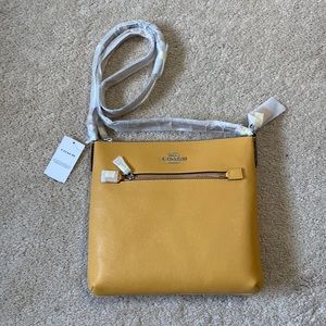 Authentic NWT Coach Rowan File Bag Honeycomb Color Silver Zipper